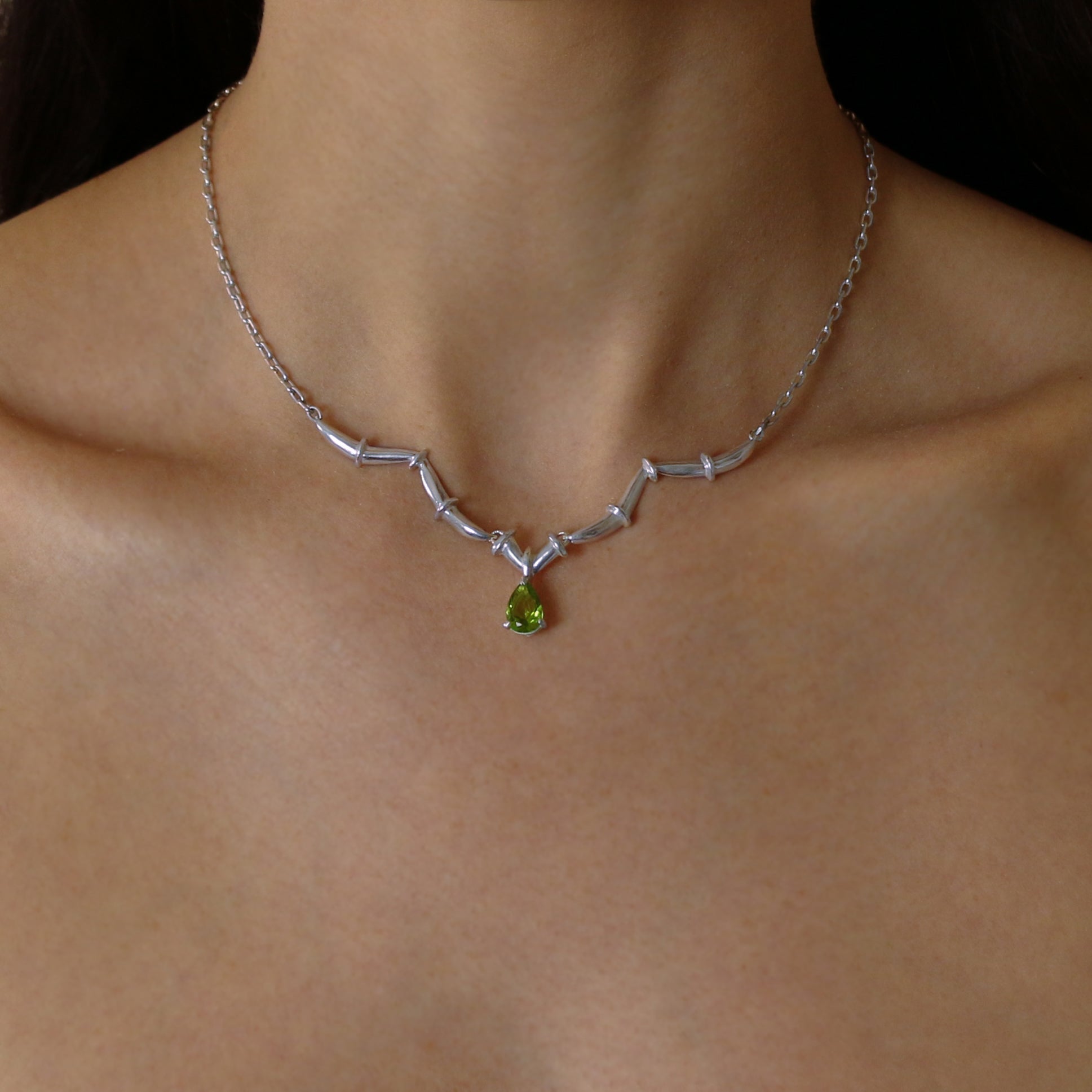 MONO NECKLACE